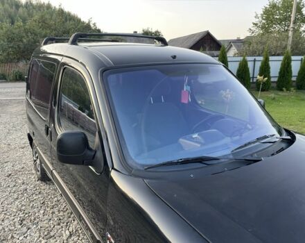 Чорний Сітроен Берлінго, об'ємом двигуна 2 л та пробігом 345 тис. км за 4750 $, фото 10 на Automoto.ua