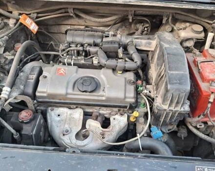 Черный Ситроен Берлинго, объемом двигателя 1.36 л и пробегом 240 тыс. км за 3400 $, фото 7 на Automoto.ua