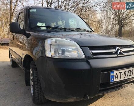 Чорний Сітроен Берлінго, об'ємом двигуна 2 л та пробігом 225 тис. км за 3600 $, фото 2 на Automoto.ua