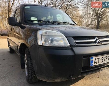 Чорний Сітроен Берлінго, об'ємом двигуна 2 л та пробігом 225 тис. км за 3600 $, фото 5 на Automoto.ua