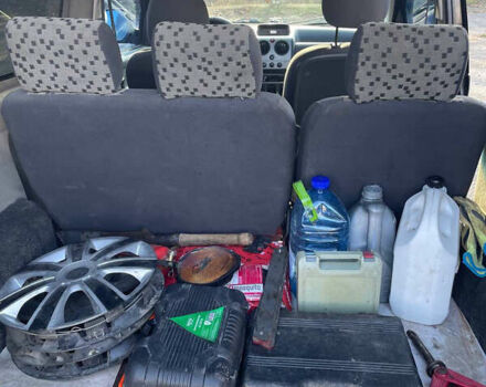 Чорний Сітроен Берлінго, об'ємом двигуна 2 л та пробігом 305 тис. км за 4000 $, фото 10 на Automoto.ua