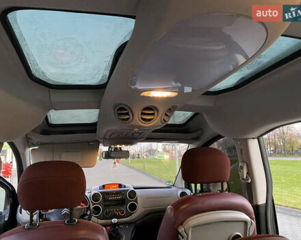 Чорний Сітроен Берлінго, об'ємом двигуна 1.56 л та пробігом 241 тис. км за 6900 $, фото 38 на Automoto.ua