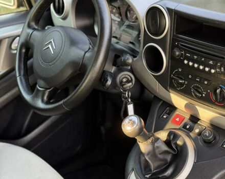 Чорний Сітроен Берлінго, об'ємом двигуна 1.6 л та пробігом 220 тис. км за 7450 $, фото 117 на Automoto.ua