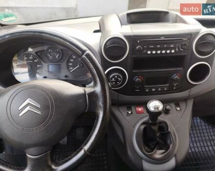 Черный Ситроен Берлинго, объемом двигателя 1.6 л и пробегом 283 тыс. км за 6100 $, фото 22 на Automoto.ua