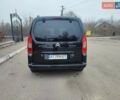 Черный Ситроен Берлинго, объемом двигателя 1.56 л и пробегом 248 тыс. км за 6800 $, фото 20 на Automoto.ua