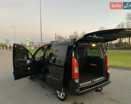 Чорний Сітроен Берлінго, об'ємом двигуна 1.56 л та пробігом 241 тис. км за 6900 $, фото 53 на Automoto.ua
