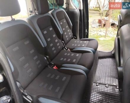 Черный Ситроен Берлинго, объемом двигателя 1.6 л и пробегом 283 тыс. км за 6100 $, фото 20 на Automoto.ua