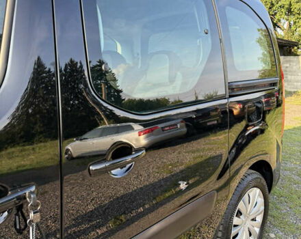 Чорний Сітроен Берлінго, об'ємом двигуна 1.6 л та пробігом 220 тис. км за 7450 $, фото 49 на Automoto.ua