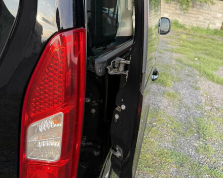 Чорний Сітроен Берлінго, об'ємом двигуна 1.6 л та пробігом 220 тис. км за 7450 $, фото 138 на Automoto.ua