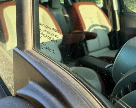 Чорний Сітроен Берлінго, об'ємом двигуна 1.6 л та пробігом 220 тис. км за 7450 $, фото 60 на Automoto.ua