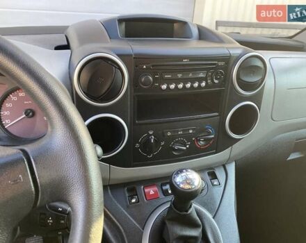 Черный Ситроен Берлинго, объемом двигателя 1.6 л и пробегом 169 тыс. км за 7399 $, фото 27 на Automoto.ua