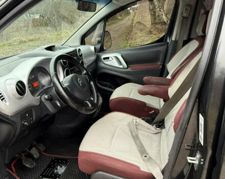 Черный Ситроен Берлинго, объемом двигателя 1.6 л и пробегом 228 тыс. км за 6000 $, фото 13 на Automoto.ua