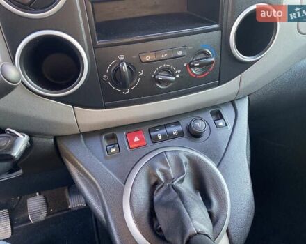 Черный Ситроен Берлинго, объемом двигателя 1.6 л и пробегом 169 тыс. км за 7399 $, фото 37 на Automoto.ua