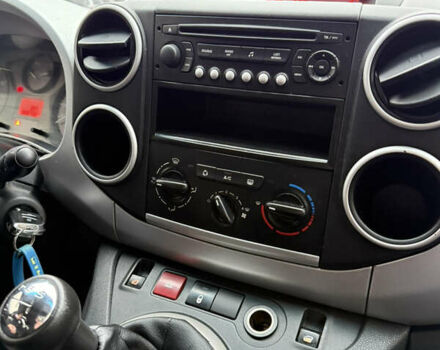 Черный Ситроен Берлинго, объемом двигателя 1.6 л и пробегом 228 тыс. км за 6700 $, фото 11 на Automoto.ua