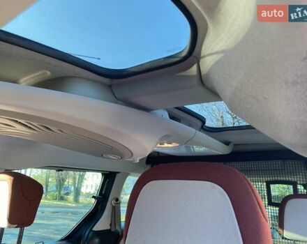 Черный Ситроен Берлинго, объемом двигателя 1.6 л и пробегом 169 тыс. км за 7399 $, фото 25 на Automoto.ua