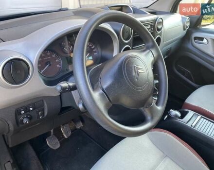 Черный Ситроен Берлинго, объемом двигателя 1.6 л и пробегом 169 тыс. км за 7399 $, фото 19 на Automoto.ua