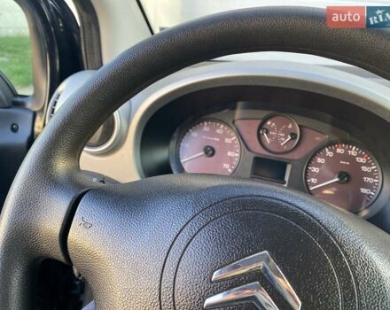 Черный Ситроен Берлинго, объемом двигателя 1.6 л и пробегом 169 тыс. км за 7399 $, фото 31 на Automoto.ua