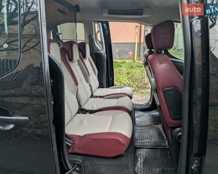 Черный Ситроен Берлинго, объемом двигателя 1.6 л и пробегом 250 тыс. км за 6500 $, фото 21 на Automoto.ua