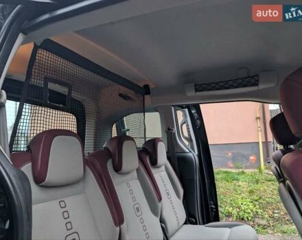 Черный Ситроен Берлинго, объемом двигателя 1.6 л и пробегом 250 тыс. км за 6500 $, фото 22 на Automoto.ua