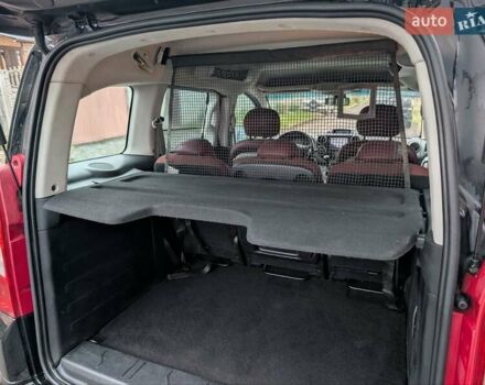 Черный Ситроен Берлинго, объемом двигателя 1.6 л и пробегом 250 тыс. км за 6500 $, фото 29 на Automoto.ua