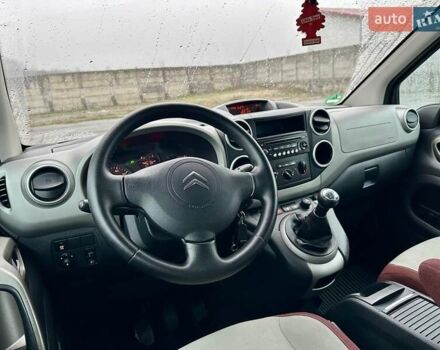 Чорний Сітроен Берлінго, об'ємом двигуна 1.6 л та пробігом 220 тис. км за 7950 $, фото 36 на Automoto.ua