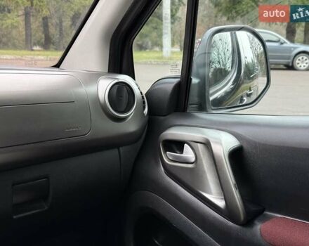 Черный Ситроен Берлинго, объемом двигателя 1.56 л и пробегом 245 тыс. км за 6650 $, фото 70 на Automoto.ua