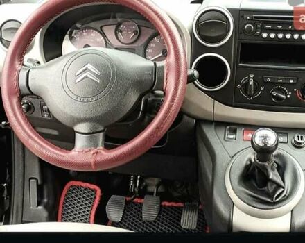 Чорний Сітроен Берлінго, об'ємом двигуна 1.6 л та пробігом 269 тис. км за 6200 $, фото 6 на Automoto.ua