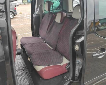 Черный Ситроен Берлинго, объемом двигателя 1.6 л и пробегом 235 тыс. км за 7600 $, фото 16 на Automoto.ua