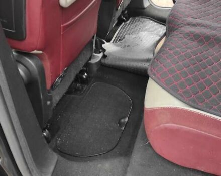 Черный Ситроен Берлинго, объемом двигателя 1.6 л и пробегом 235 тыс. км за 7600 $, фото 18 на Automoto.ua