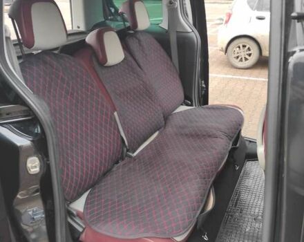 Черный Ситроен Берлинго, объемом двигателя 1.6 л и пробегом 235 тыс. км за 7600 $, фото 15 на Automoto.ua