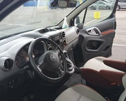 Чорний Сітроен Берлінго, об'ємом двигуна 1.6 л та пробігом 210 тис. км за 6500 $, фото 8 на Automoto.ua