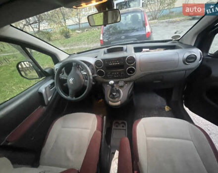 Черный Ситроен Берлинго, объемом двигателя 1.6 л и пробегом 190 тыс. км за 6200 $, фото 6 на Automoto.ua