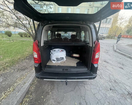 Черный Ситроен Берлинго, объемом двигателя 1.6 л и пробегом 190 тыс. км за 6200 $, фото 5 на Automoto.ua