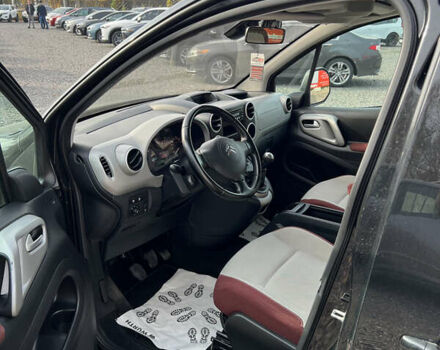 Черный Ситроен Берлинго, объемом двигателя 1.6 л и пробегом 286 тыс. км за 8900 $, фото 10 на Automoto.ua