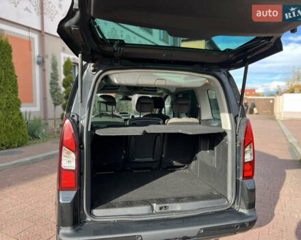 Ситроен Берлинго 2012 в Стрые на Automoto.ua Черный Ситроен Берлинго, объемом двигателя 1.6 л и пробегом 243 тыс. км за 8900 $, фото 45 на Automoto.ua