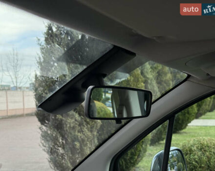 Черный Ситроен Берлинго, объемом двигателя 1.6 л и пробегом 208 тыс. км за 9250 $, фото 61 на Automoto.ua