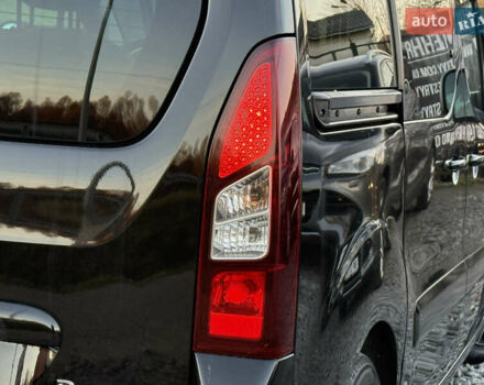 Чорний Сітроен Берлінго, об'ємом двигуна 1.6 л та пробігом 243 тис. км за 8999 $, фото 21 на Automoto.ua