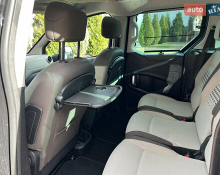 Ситроен Берлинго 2012 в Стрые на Automoto.ua Черный Ситроен Берлинго, объемом двигателя 1.6 л и пробегом 243 тыс. км за 8900 $, фото 22 на Automoto.ua