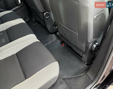 Черный Ситроен Берлинго, объемом двигателя 1.6 л и пробегом 208 тыс. км за 9250 $, фото 73 на Automoto.ua