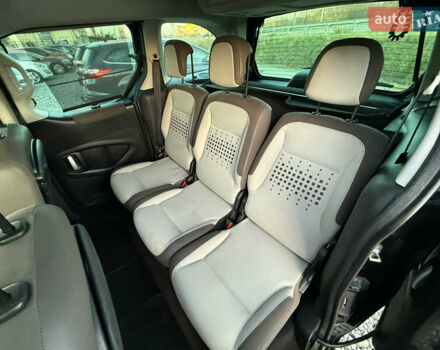 Чорний Сітроен Берлінго, об'ємом двигуна 1.6 л та пробігом 243 тис. км за 8999 $, фото 39 на Automoto.ua