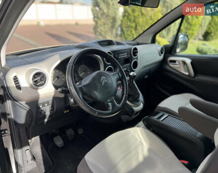 Ситроен Берлинго 2012 в Стрые на Automoto.ua Черный Ситроен Берлинго, объемом двигателя 1.6 л и пробегом 243 тыс. км за 8900 $, фото 17 на Automoto.ua