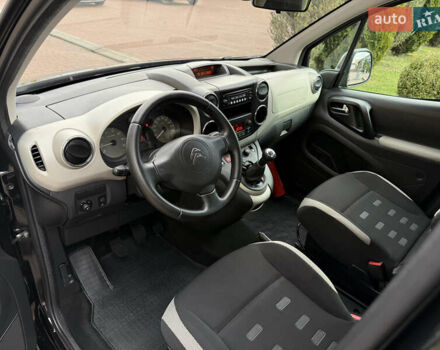 Черный Ситроен Берлинго, объемом двигателя 1.6 л и пробегом 208 тыс. км за 9250 $, фото 41 на Automoto.ua