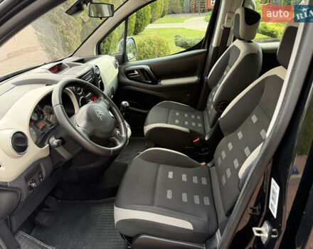 Черный Ситроен Берлинго, объемом двигателя 1.6 л и пробегом 208 тыс. км за 9250 $, фото 42 на Automoto.ua