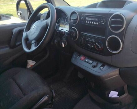 Черный Ситроен Берлинго, объемом двигателя 1.6 л и пробегом 207 тыс. км за 6800 $, фото 2 на Automoto.ua