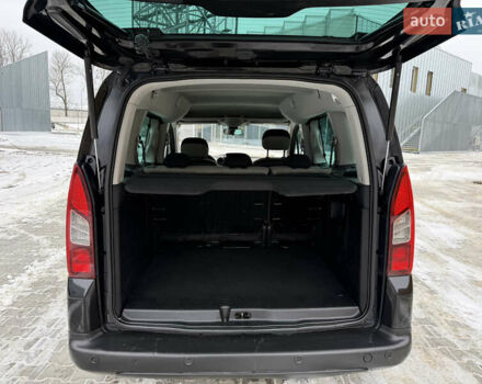 Чорний Сітроен Берлінго, об'ємом двигуна 1.6 л та пробігом 230 тис. км за 7900 $, фото 61 на Automoto.ua