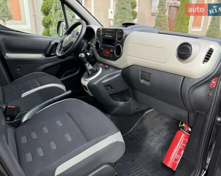 Черный Ситроен Берлинго, объемом двигателя 1.6 л и пробегом 208 тыс. км за 9250 $, фото 75 на Automoto.ua