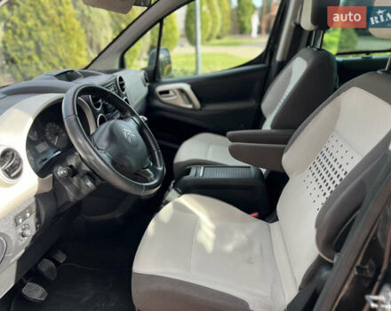 Ситроен Берлинго 2012 в Стрые на Automoto.ua Черный Ситроен Берлинго, объемом двигателя 1.6 л и пробегом 243 тыс. км за 8900 $, фото 16 на Automoto.ua