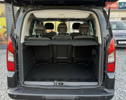 Чорний Сітроен Берлінго, об'ємом двигуна 1.6 л та пробігом 243 тис. км за 8999 $, фото 33 на Automoto.ua