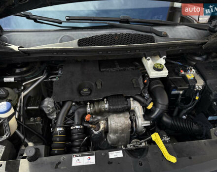 Черный Ситроен Берлинго, объемом двигателя 1.6 л и пробегом 208 тыс. км за 9250 $, фото 90 на Automoto.ua