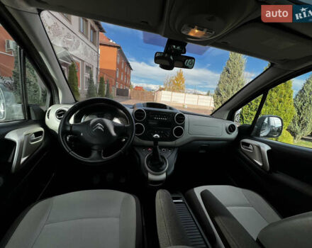 Ситроен Берлинго 2012 в Стрые на Automoto.ua Черный Ситроен Берлинго, объемом двигателя 1.6 л и пробегом 243 тыс. км за 8900 $, фото 24 на Automoto.ua